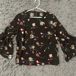 NWOT Casual Bell Sleeve Blouse